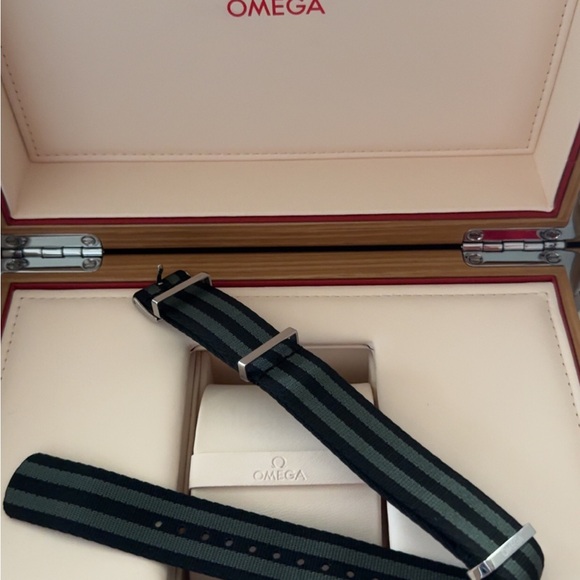 OMEGA WATCH STRAP - Picture 6 of 6